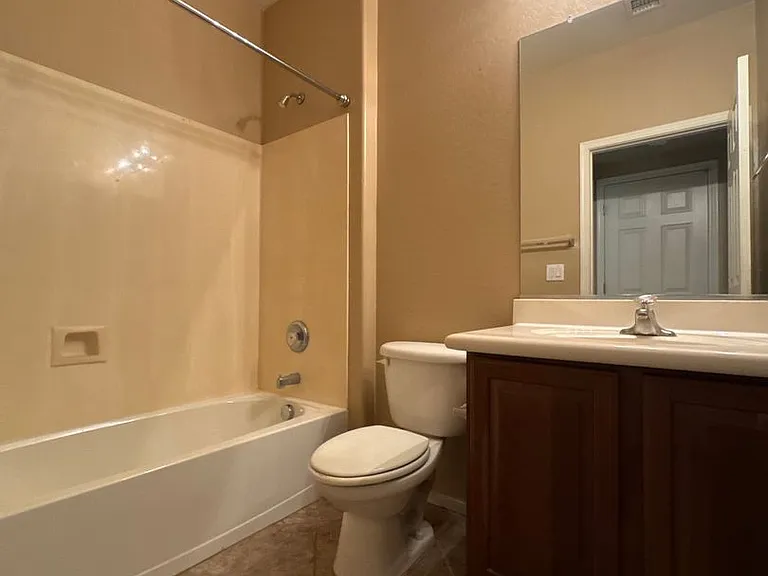39208 N Parker Ln — Photo 23