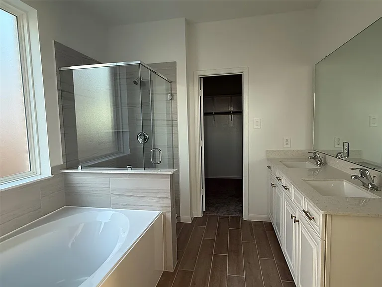 3120 Moontide Ln — Photo 17