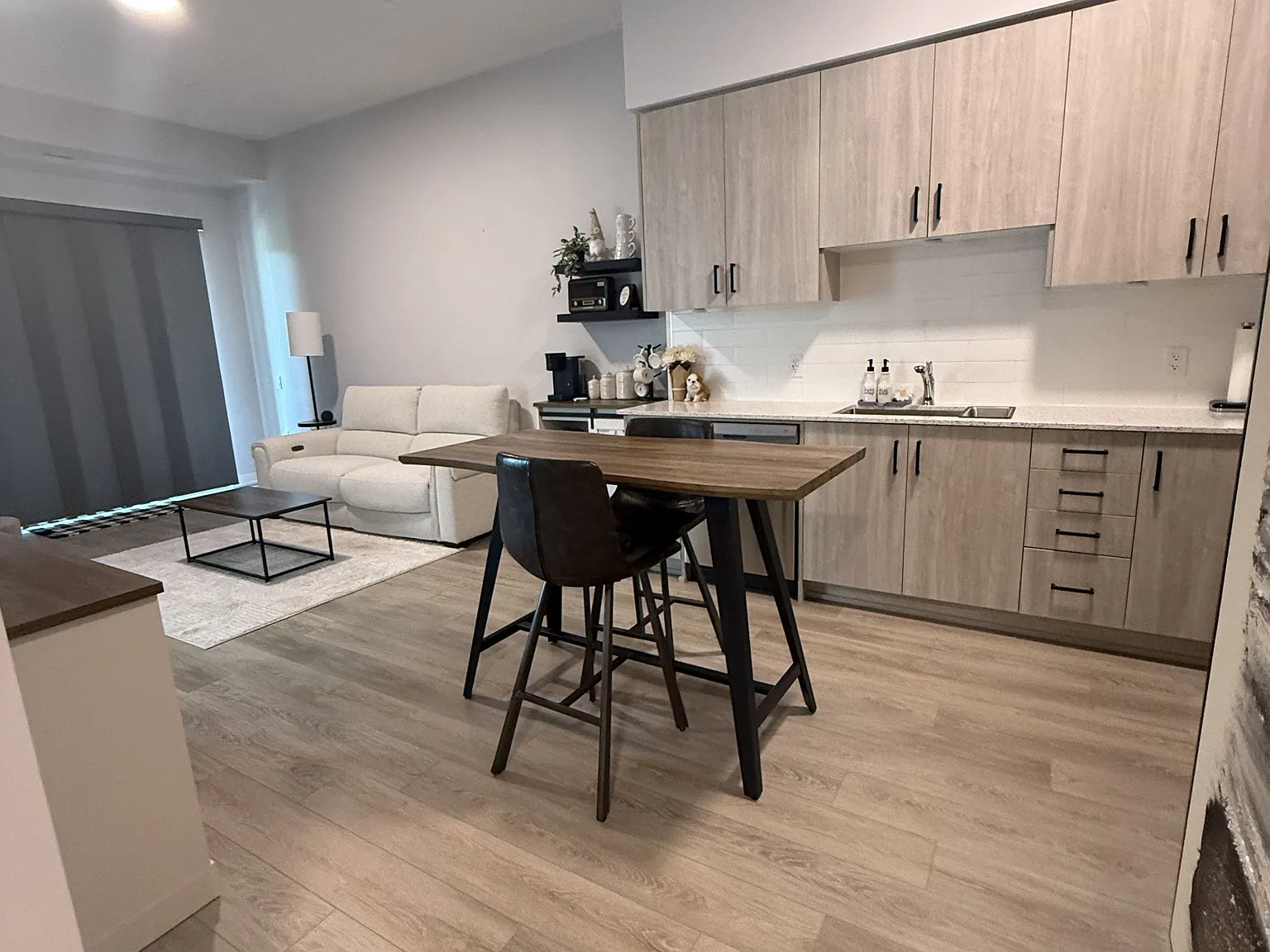1 bed, $2,200 — Photo 4