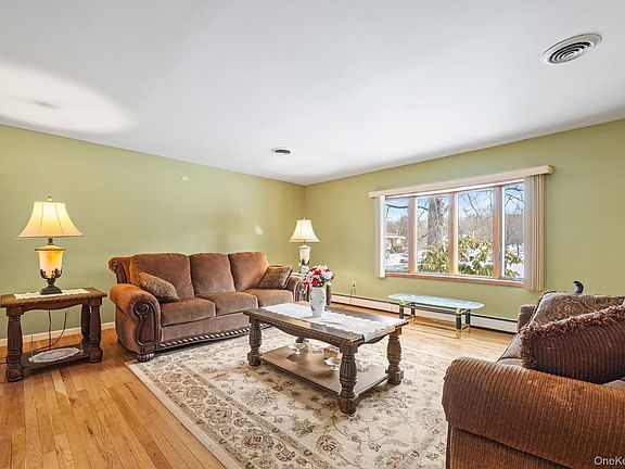 4th image of 38 Haller Crescent