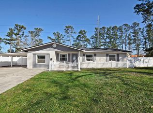 7945 Praver Dr E, Jacksonville, FL 32217