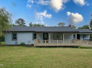 255 E Indian Stone Rd, Shepherdsville, KY 40165