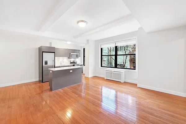 Rented by Stonehenge NYC LLC | media 2