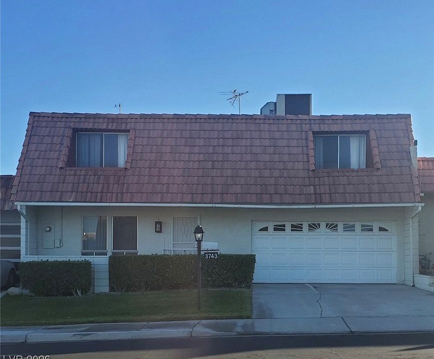 1st image of 3743 Colonial Dr