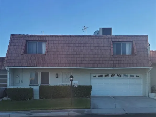 3743 Colonial Dr, Las Vegas, NV 89121