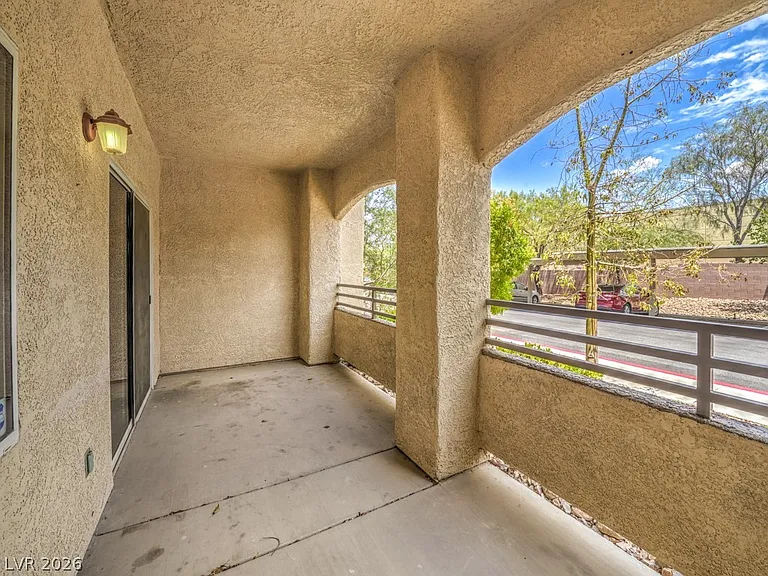 2291 W Horizon Ridge Pkwy #8144 — Photo 28