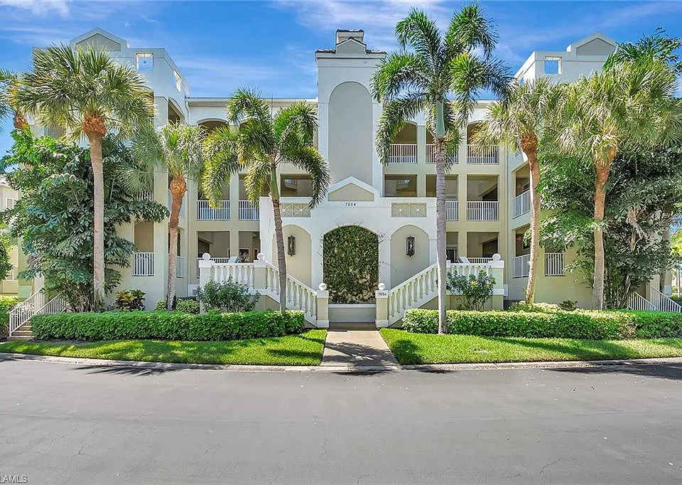 7654 Pebble Creek Cir #303