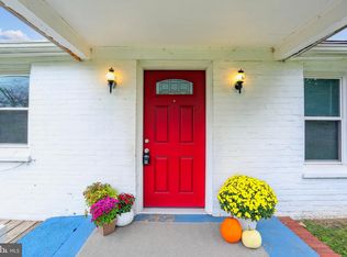 5812 Hildebrand Rd, Frederick, MD 21704