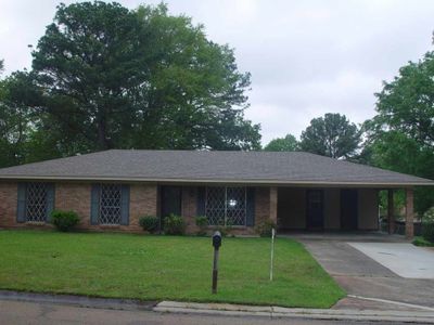 679 Bruin Ave, Pearl, MS, 39208
