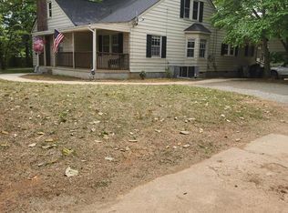 1523 E Main St #11, Mebane, NC 27302