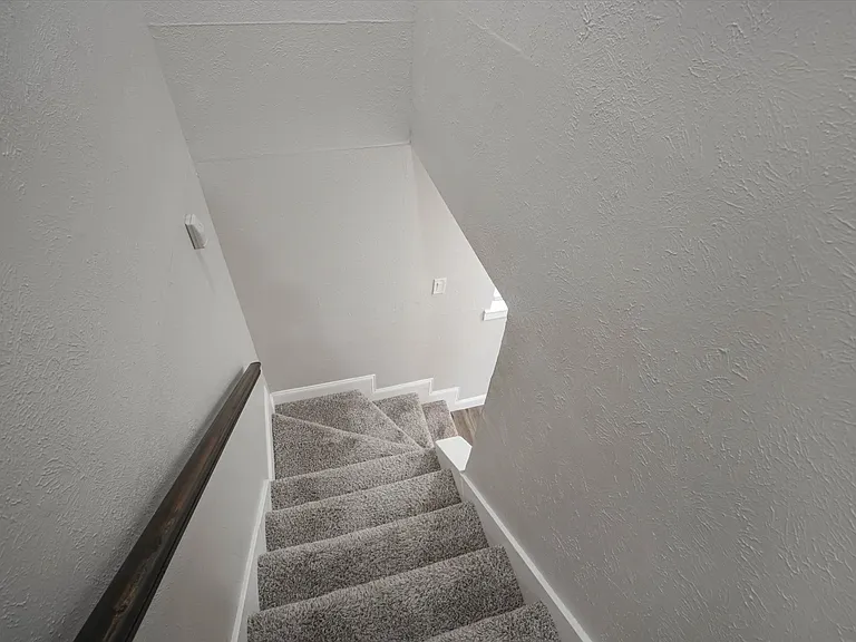 2203 Sheraton Dr — Photo 24