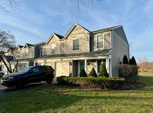 1656 Pebble Beach Cir, Elgin, IL 60123