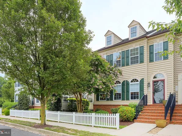402 Village Center Blvd, Milton, DE 19968