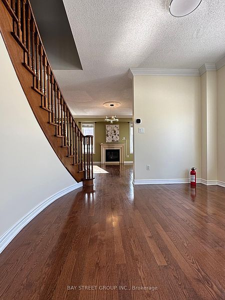 Richmond Hill Townhouse for rent - 4 Bedrooms — photo 35
