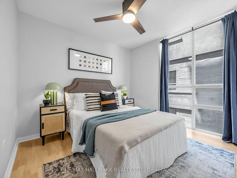 311 Richmond St E #303 — Photo 17