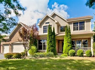 8814 Saint Moritz Dr, Spring Grove, IL 60081