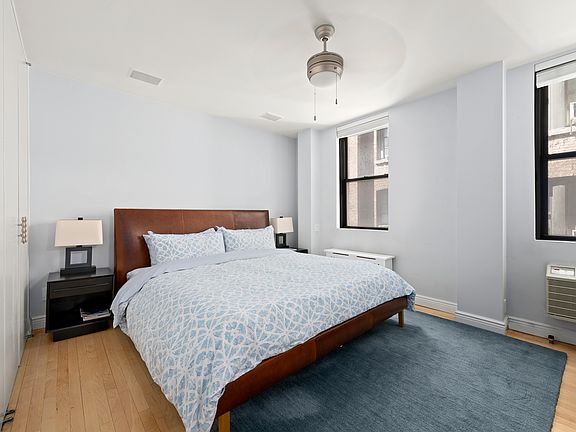 5th image of 340 W 55th St APT 5C