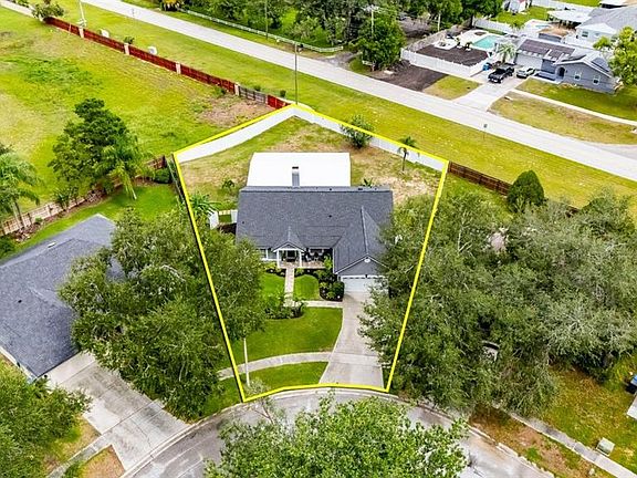 3rd image of 829 GREENBELT CIRCLE