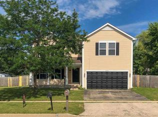 809 Willow St, Kirkland, IL 60146