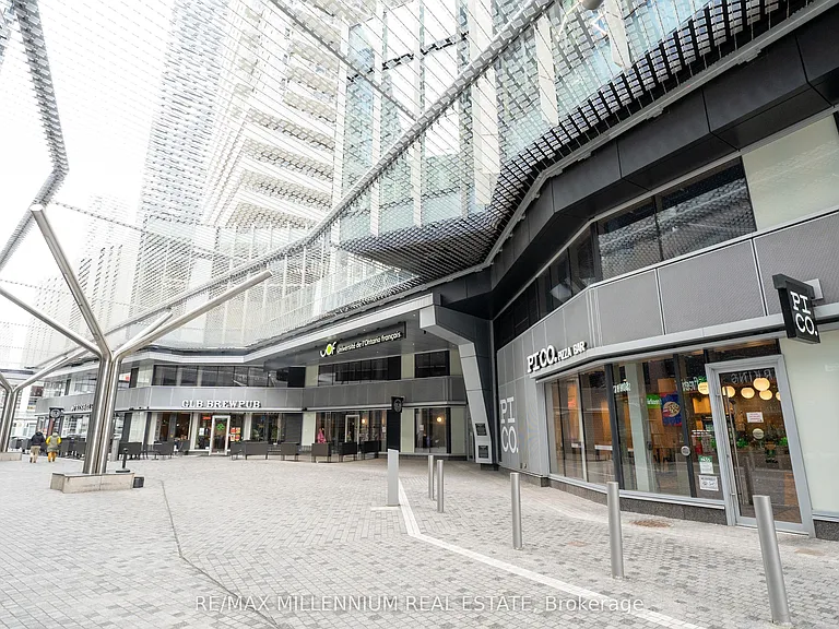 20 Richardson St #1808 — Photo 2
