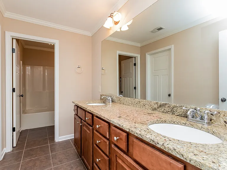 2792 Morgan Farm Ct — Photo 14