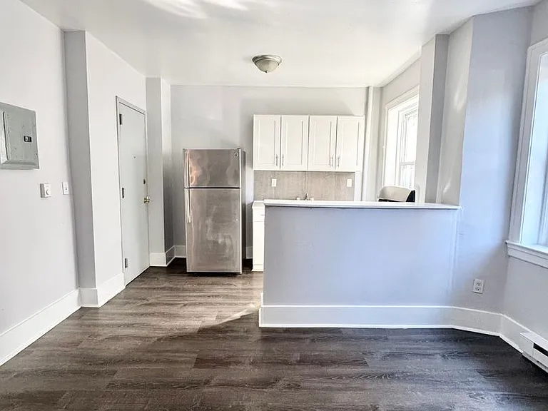 5427 Wayne — Photo 31