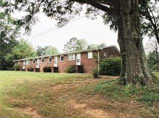 5550 Davis Rd, Walkertown, NC 27051