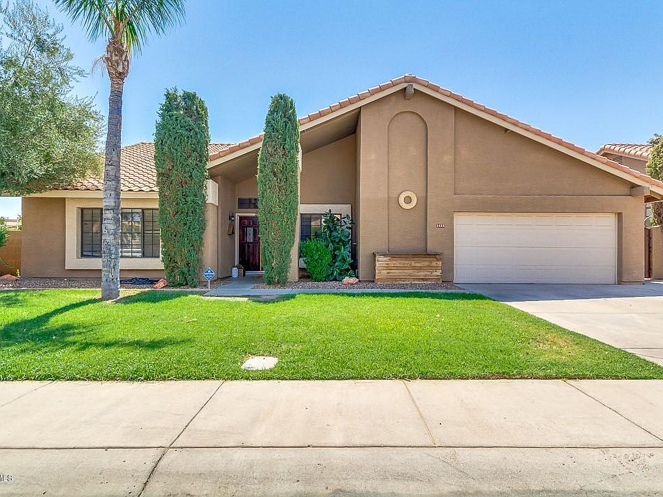 1st image of 1433 W Islandia Dr