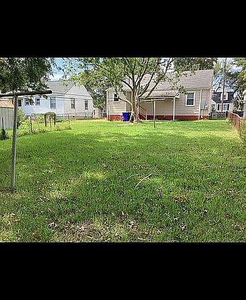 4th image of 7440 Tyndale Ct
