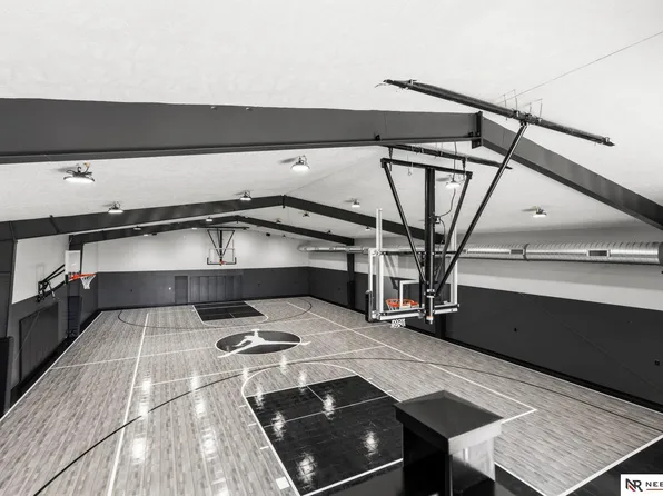 11919 N 184th Plz, Bennington, NE 68007