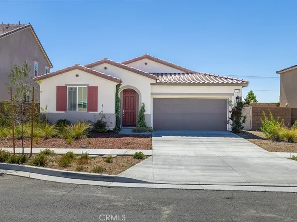 2735 Moonshimmer St, Hemet, CA 92543
