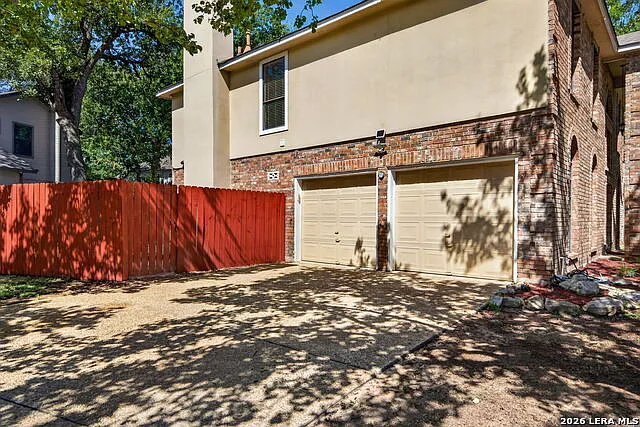 4 bed, 2.5 bath, 2656 sqft, $2,950 — Photo 3