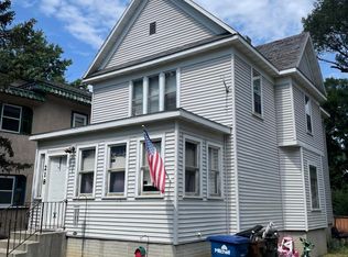 218 W 4th Ave, Mitchell, SD 57301