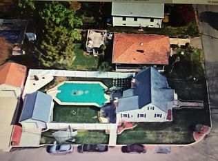 106 Lake View Blvd, Edison, NJ 08817