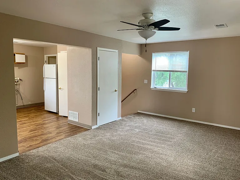 1443 Centennial Dr — Photo 12