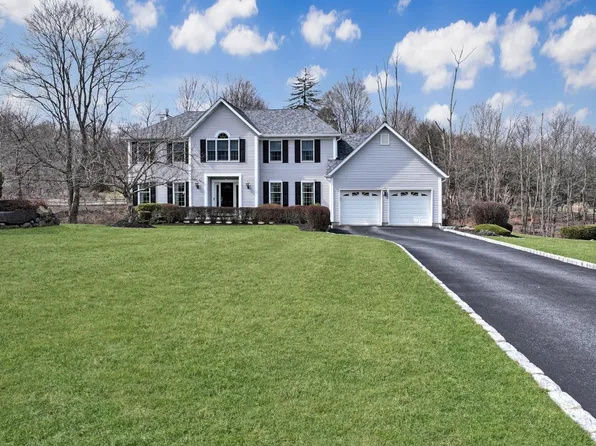 25 Rosmini Lane, Monroe, NY 10950