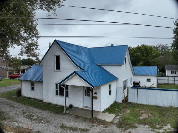 27 E High St, Jeffersonville, OH 43128
