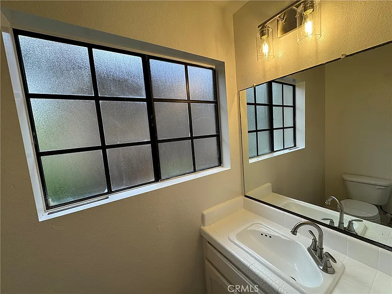 524 S Catalina Ave #A — Photo 10