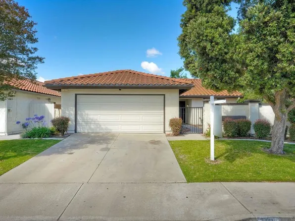266 Manzanita Dr, Oceanside, CA 92057