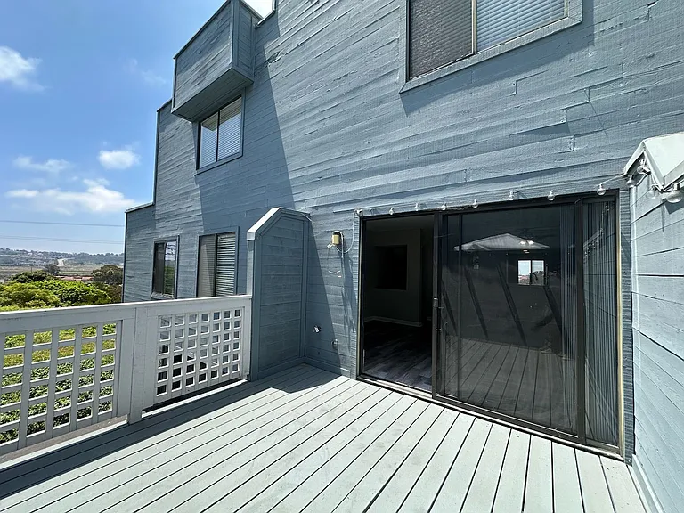 821 America Way — Photo 7