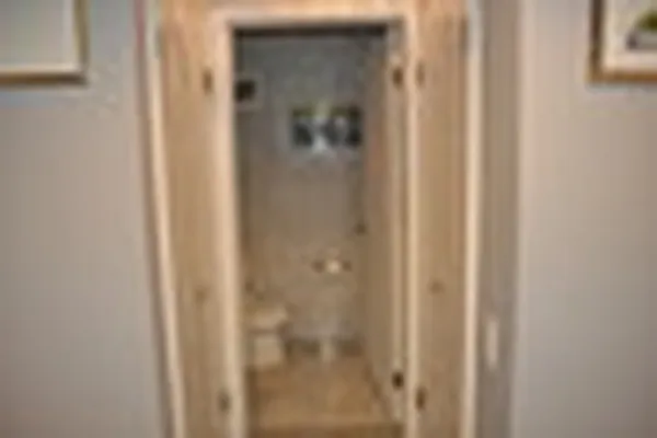 Sold by Bryan L Rozencwaig, LREB | media 23