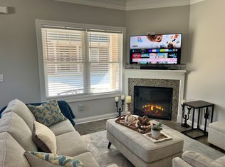 401 Peyton Pl, White Bluff, TN 37187