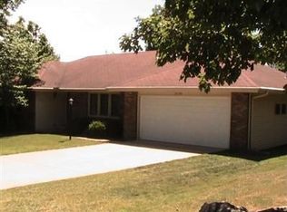 5735 S Dollison Ave, Springfield, MO 65810