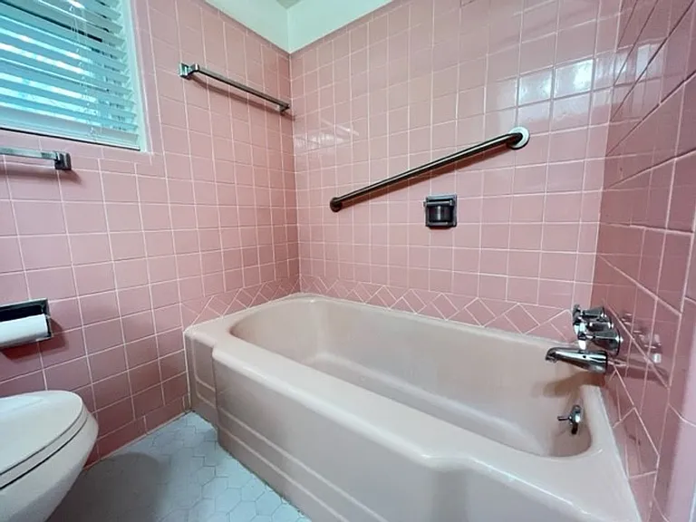 7215 Clemson Dr — Photo 18