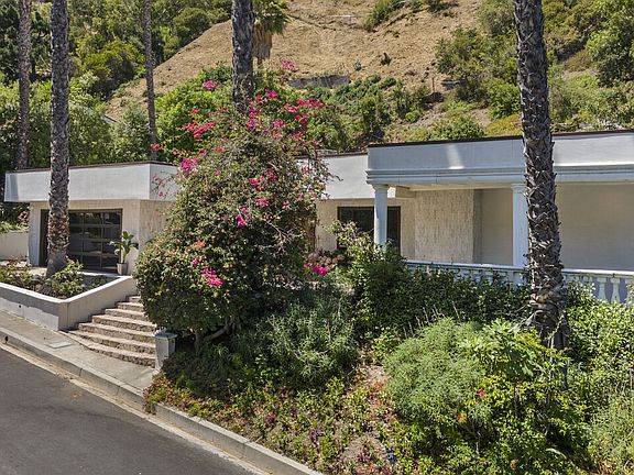 5th image of 3453 Green Vista Dr