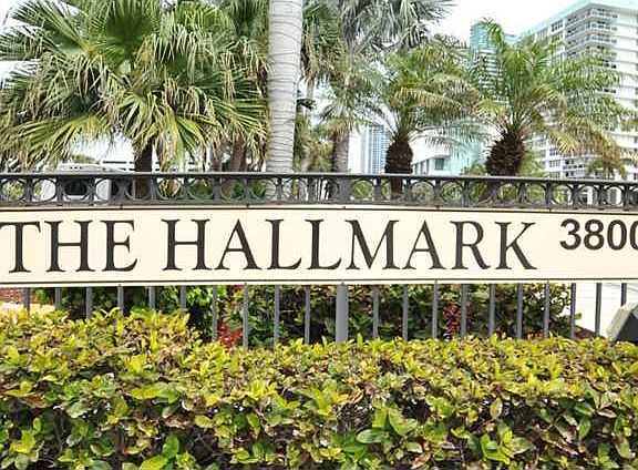 Home For Sale In Hallmark