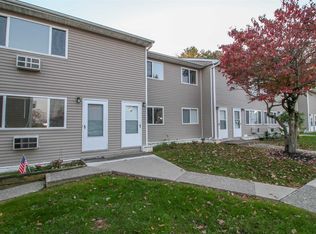 8 Fishkill Glen Dr UNIT B, Fishkill, NY 12524