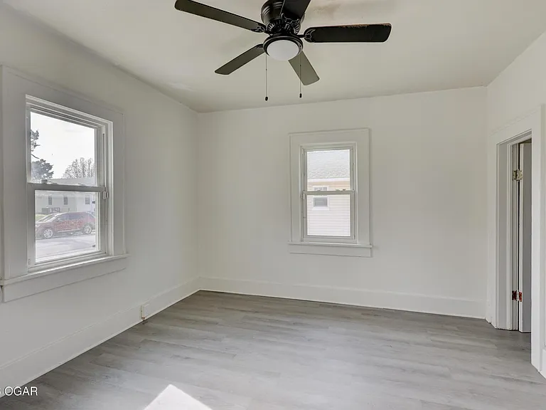 2212 Bird Ave — Photo 22
