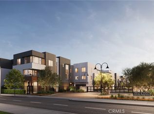 709 S Lyon St, Santa Ana, CA 92705
