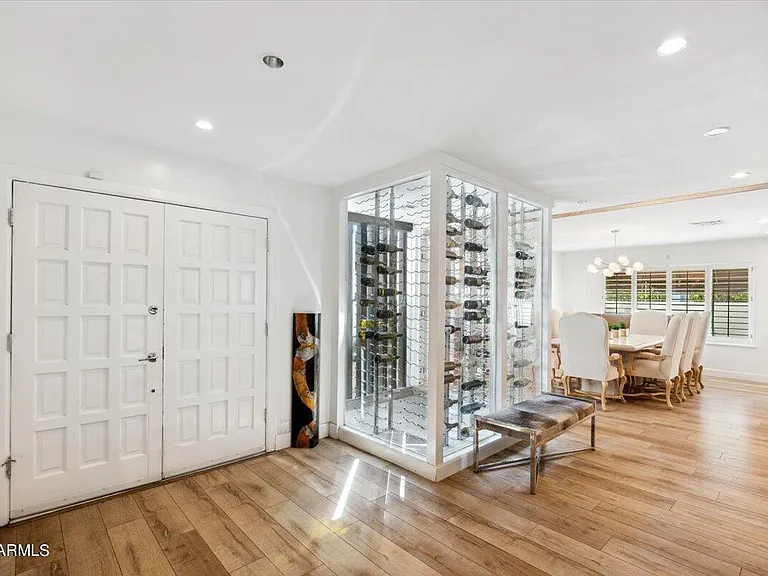 6842 N 72nd Pl — Photo 11